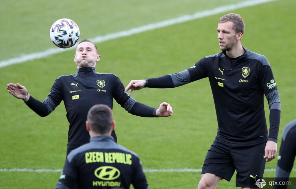 职业生涯的 职业生涯的